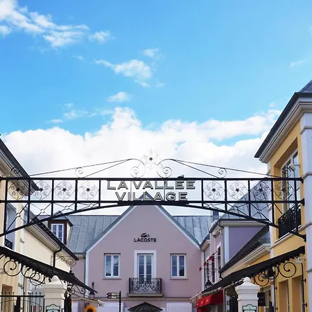 Beautiful Disneyland Paris - Rentaway Villa Chessy (Seine-et-Marne)