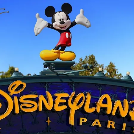 Beautiful Disneyland Paris - Rentaway * Chessy (Seine-et-Marne)